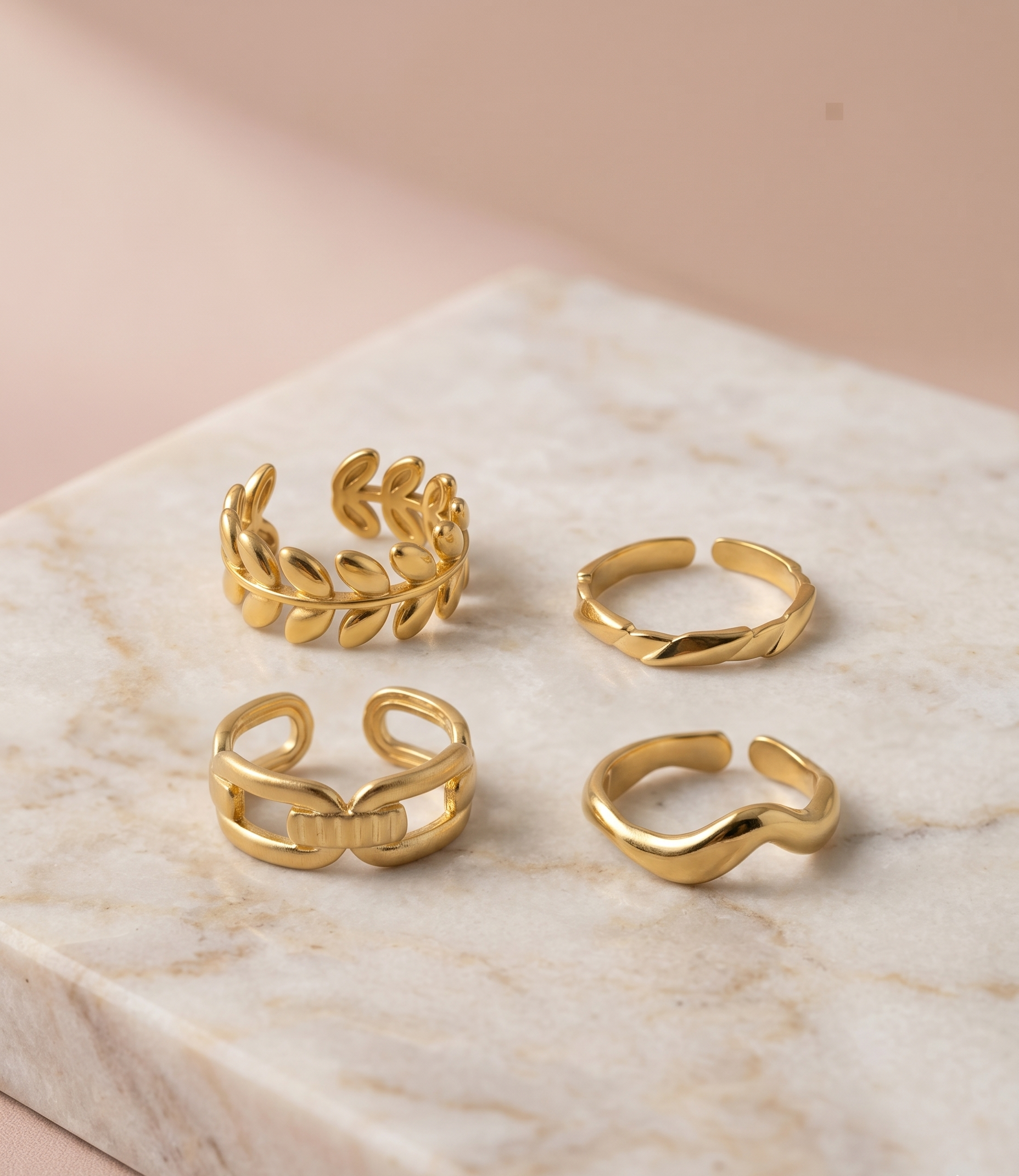 טבעות (Rings)
